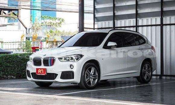 ซื้อ รถมือสอง BMW X1 ขาว รถยนต์ ใน %{เมือง} ใน กรุงเทพมหานคร