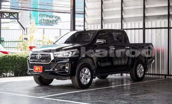 Buy Used Toyota Hiluxe Revo Black Car in Bangkok in Bangkok