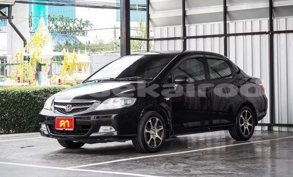 ซื้อ รถมือสอง Honda City สีดำ รถยนต์ ใน %{เมือง} ใน กรุงเทพมหานคร
