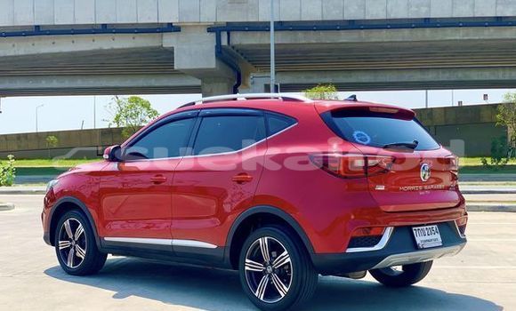 ซื้อ รถมือสอง MG ZS สีแดง รถยนต์ ใน %{เมือง} ใน กรุงเทพมหานคร ซื้อ รถมือสอง MG ZS สีแดง รถยนต์ ใน %{เมือง} ใน กรุงเทพมหานคร
