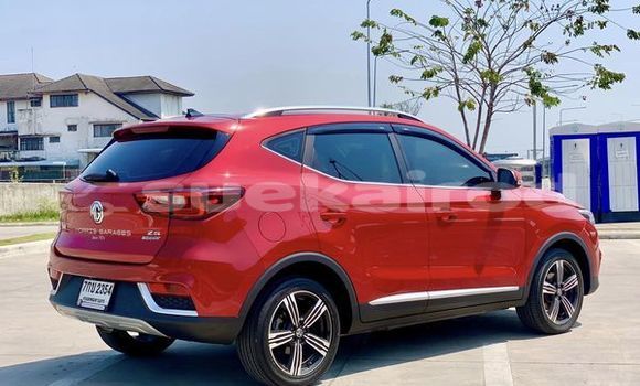 ซื้อ รถมือสอง MG ZS สีแดง รถยนต์ ใน %{เมือง} ใน กรุงเทพมหานคร ซื้อ รถมือสอง MG ZS สีแดง รถยนต์ ใน %{เมือง} ใน กรุงเทพมหานคร