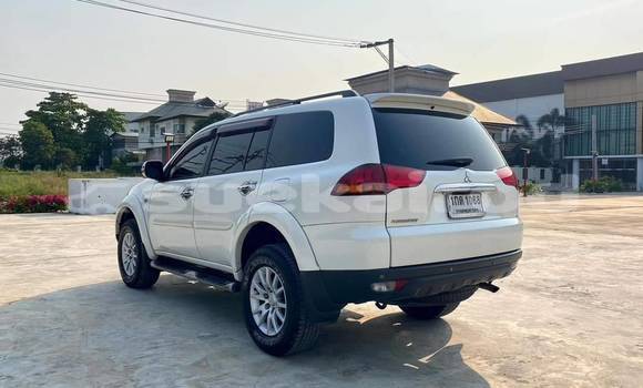 ซื้อ รถมือสอง Mitsubishi Pajero Sport ขาว รถยนต์ ใน %{เมือง} ใน กรุงเทพมหานคร ซื้อ รถมือสอง Mitsubishi Pajero Sport ขาว รถยนต์ ใน %{เมือง} ใน กรุงเทพมหานคร