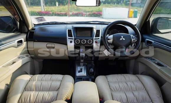 ซื้อ รถมือสอง Mitsubishi Pajero Sport ขาว รถยนต์ ใน %{เมือง} ใน กรุงเทพมหานคร ซื้อ รถมือสอง Mitsubishi Pajero Sport ขาว รถยนต์ ใน %{เมือง} ใน กรุงเทพมหานคร