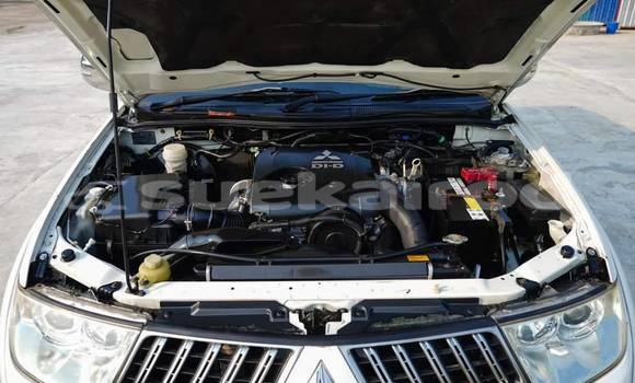 ซื้อ รถมือสอง Mitsubishi Pajero Sport ขาว รถยนต์ ใน %{เมือง} ใน กรุงเทพมหานคร ซื้อ รถมือสอง Mitsubishi Pajero Sport ขาว รถยนต์ ใน %{เมือง} ใน กรุงเทพมหานคร