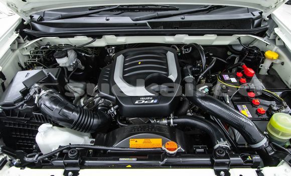 Buy Used Isuzu MU-X White Car in Bangkok in Bangkok Buy Used Isuzu MU-X White Car in Bangkok in Bangkok