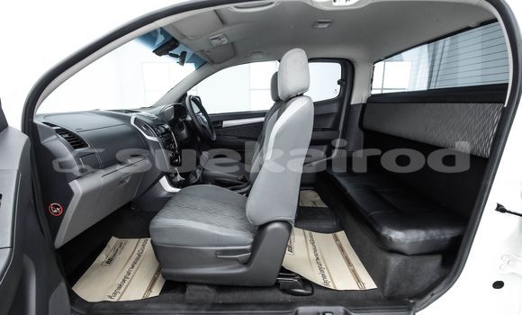 ซื้อ รถมือสอง Chevrolet Colorado ขาว รถยนต์ ใน %{เมือง} ใน กรุงเทพมหานคร ซื้อ รถมือสอง Chevrolet Colorado ขาว รถยนต์ ใน %{เมือง} ใน กรุงเทพมหานคร