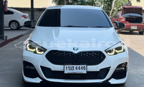 Buy Used BMW 2-Series White Car in Bangkok in Bangkok Buy Used BMW 2-Series White Car in Bangkok in Bangkok