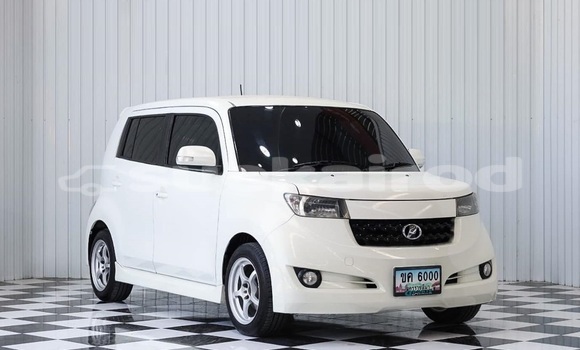 Buy Used Toyota bB White Car in Bangkok in Bangkok Buy Used Toyota bB White Car in Bangkok in Bangkok