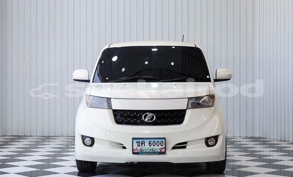 Buy Used Toyota bB White Car in Bangkok in Bangkok Buy Used Toyota bB White Car in Bangkok in Bangkok