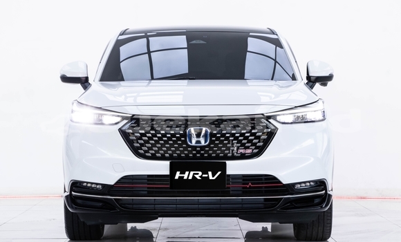 Buy Used Honda HR-V White Car in Bangkok in Bangkok Buy Used Honda HR-V White Car in Bangkok in Bangkok