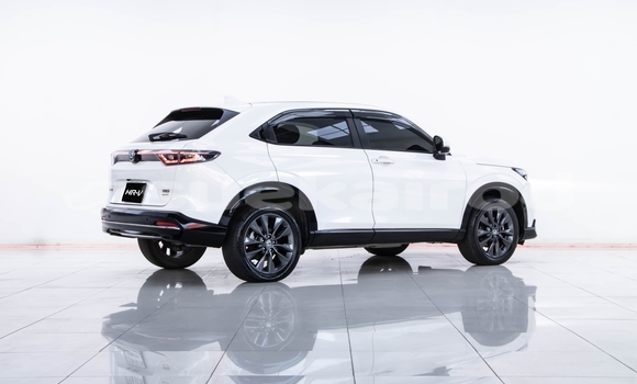 Buy Used Honda HR-V White Car in Bangkok in Bangkok Buy Used Honda HR-V White Car in Bangkok in Bangkok