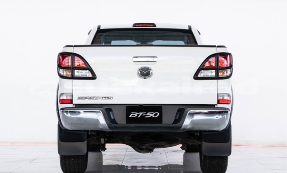 ซื้อ รถมือสอง Mazda BT-50 ขาว รถยนต์ ใน %{เมือง} ใน กรุงเทพมหานคร ซื้อ รถมือสอง Mazda BT-50 ขาว รถยนต์ ใน %{เมือง} ใน กรุงเทพมหานคร