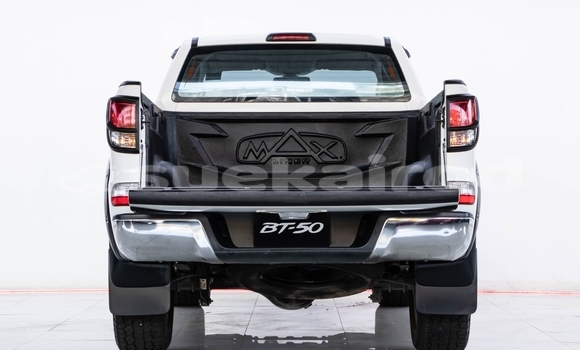 ซื้อ รถมือสอง Mazda BT-50 ขาว รถยนต์ ใน %{เมือง} ใน กรุงเทพมหานคร ซื้อ รถมือสอง Mazda BT-50 ขาว รถยนต์ ใน %{เมือง} ใน กรุงเทพมหานคร