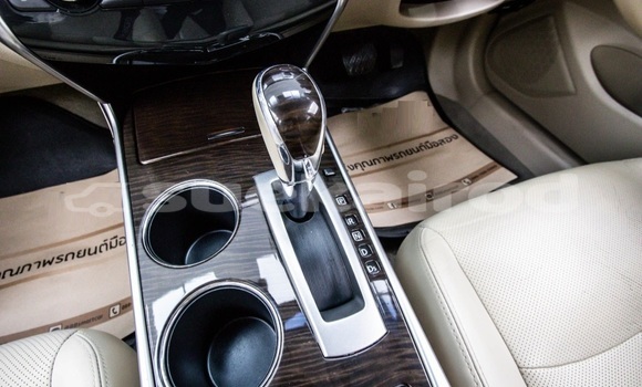 Buy Used Nissan Teana Black Car in Bangkok in Bangkok Buy Used Nissan Teana Black Car in Bangkok in Bangkok