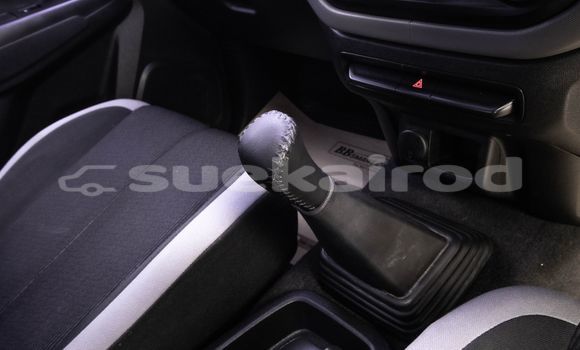 Buy Used Chevrolet Colorado White Car in Bangkok in Bangkok Buy Used Chevrolet Colorado White Car in Bangkok in Bangkok