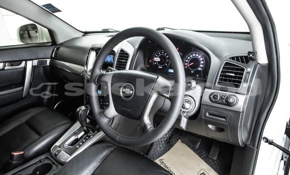 Buy Used Chevrolet Captiva White Car in Bangkok in Bangkok Buy Used Chevrolet Captiva White Car in Bangkok in Bangkok