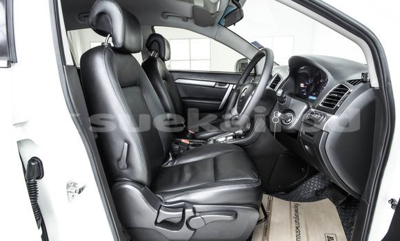 Buy Used Chevrolet Captiva White Car in Bangkok in Bangkok Buy Used Chevrolet Captiva White Car in Bangkok in Bangkok