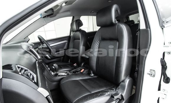 Buy Used Chevrolet Captiva White Car in Bangkok in Bangkok Buy Used Chevrolet Captiva White Car in Bangkok in Bangkok
