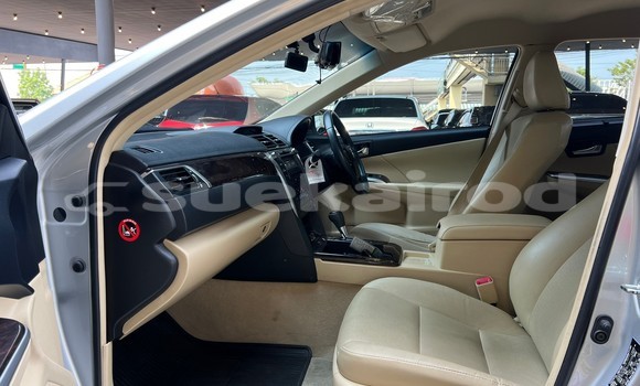 Buy Used Toyota Camry Silver Car in Bangkok in Bangkok Buy Used Toyota Camry Silver Car in Bangkok in Bangkok