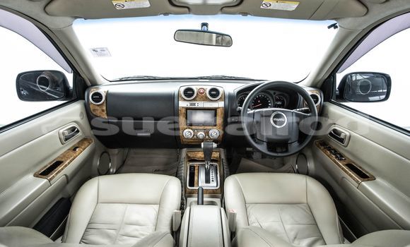 ซื้อ รถมือสอง Isuzu MU-7 สีดำ รถยนต์ ใน %{เมือง} ใน กรุงเทพมหานคร ซื้อ รถมือสอง Isuzu MU-7 สีดำ รถยนต์ ใน %{เมือง} ใน กรุงเทพมหานคร