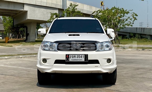 Buy Used Toyota Fortuner White Car in Bangkok in Bangkok Buy Used Toyota Fortuner White Car in Bangkok in Bangkok