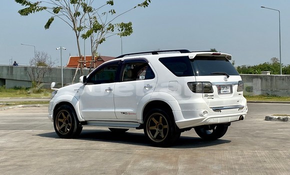 Buy Used Toyota Fortuner White Car in Bangkok in Bangkok Buy Used Toyota Fortuner White Car in Bangkok in Bangkok