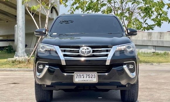 ซื้อ รถมือสอง Toyota Fortuner สีดำ รถยนต์ ใน %{เมือง} ใน กรุงเทพมหานคร ซื้อ รถมือสอง Toyota Fortuner สีดำ รถยนต์ ใน %{เมือง} ใน กรุงเทพมหานคร