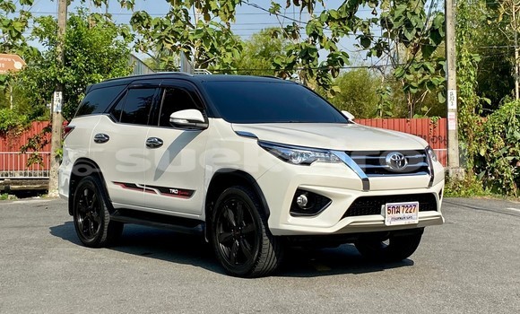 ซื้อ รถมือสอง Toyota Fortuner ขาว รถยนต์ ใน %{เมือง} ใน กรุงเทพมหานคร ซื้อ รถมือสอง Toyota Fortuner ขาว รถยนต์ ใน %{เมือง} ใน กรุงเทพมหานคร