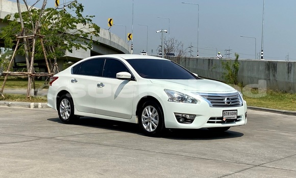 Buy Used Nissan Teana White Car in Bangkok in Bangkok Buy Used Nissan Teana White Car in Bangkok in Bangkok