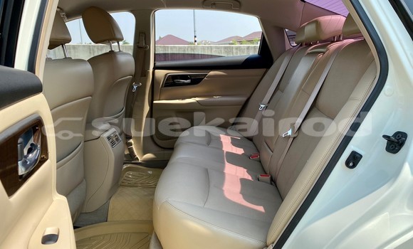 Buy Used Nissan Teana White Car in Bangkok in Bangkok Buy Used Nissan Teana White Car in Bangkok in Bangkok