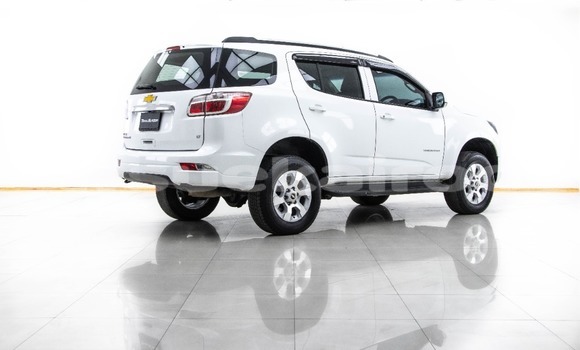 ซื้อ รถมือสอง Chevrolet TrailBlazer ขาว รถยนต์ ใน %{เมือง} ใน กรุงเทพมหานคร ซื้อ รถมือสอง Chevrolet TrailBlazer ขาว รถยนต์ ใน %{เมือง} ใน กรุงเทพมหานคร