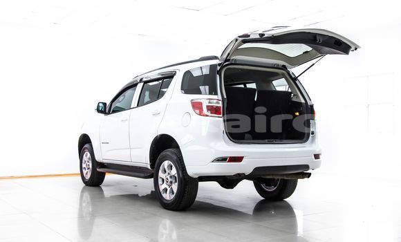 ซื้อ รถมือสอง Chevrolet TrailBlazer ขาว รถยนต์ ใน %{เมือง} ใน กรุงเทพมหานคร ซื้อ รถมือสอง Chevrolet TrailBlazer ขาว รถยนต์ ใน %{เมือง} ใน กรุงเทพมหานคร