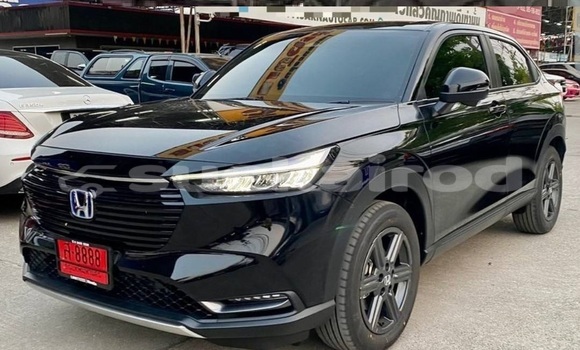 ซื้อ รถมือสอง Honda HR–V สีดำ รถยนต์ ใน %{เมือง} ใน กรุงเทพมหานคร