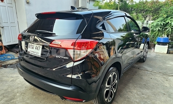 ซื้อ รถมือสอง Honda HR-V สีดำ รถยนต์ ใน %{เมือง} ใน กรุงเทพมหานคร ซื้อ รถมือสอง Honda HR-V สีดำ รถยนต์ ใน %{เมือง} ใน กรุงเทพมหานคร