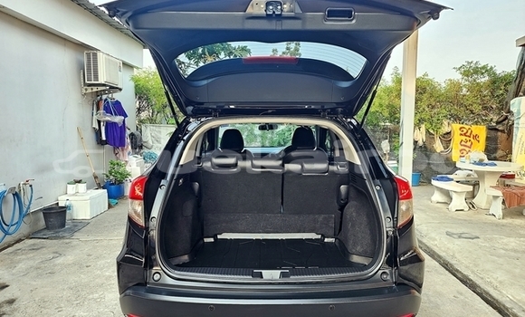 ซื้อ รถมือสอง Honda HR-V สีดำ รถยนต์ ใน %{เมือง} ใน กรุงเทพมหานคร ซื้อ รถมือสอง Honda HR-V สีดำ รถยนต์ ใน %{เมือง} ใน กรุงเทพมหานคร