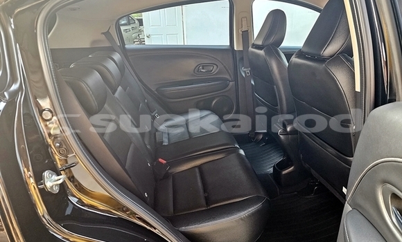 ซื้อ รถมือสอง Honda HR-V สีดำ รถยนต์ ใน %{เมือง} ใน กรุงเทพมหานคร ซื้อ รถมือสอง Honda HR-V สีดำ รถยนต์ ใน %{เมือง} ใน กรุงเทพมหานคร