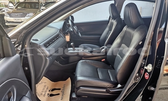 ซื้อ รถมือสอง Honda HR-V สีดำ รถยนต์ ใน %{เมือง} ใน กรุงเทพมหานคร ซื้อ รถมือสอง Honda HR-V สีดำ รถยนต์ ใน %{เมือง} ใน กรุงเทพมหานคร