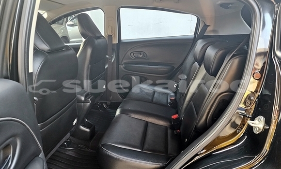 ซื้อ รถมือสอง Honda HR-V สีดำ รถยนต์ ใน %{เมือง} ใน กรุงเทพมหานคร ซื้อ รถมือสอง Honda HR-V สีดำ รถยนต์ ใน %{เมือง} ใน กรุงเทพมหานคร