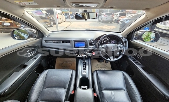 ซื้อ รถมือสอง Honda HR-V สีดำ รถยนต์ ใน %{เมือง} ใน กรุงเทพมหานคร ซื้อ รถมือสอง Honda HR-V สีดำ รถยนต์ ใน %{เมือง} ใน กรุงเทพมหานคร