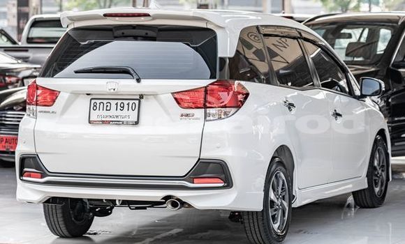 ซื้อ รถมือสอง Honda Mobilio ขาว รถยนต์ ใน %{เมือง} ใน กรุงเทพมหานคร ซื้อ รถมือสอง Honda Mobilio ขาว รถยนต์ ใน %{เมือง} ใน กรุงเทพมหานคร