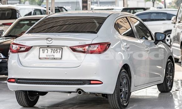 ซื้อ รถมือสอง Mazda Mazda 2 ขาว รถยนต์ ใน %{เมือง} ใน กรุงเทพมหานคร ซื้อ รถมือสอง Mazda Mazda 2 ขาว รถยนต์ ใน %{เมือง} ใน กรุงเทพมหานคร