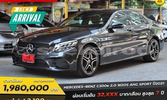 ซื้อ รถมือสอง Mercedes-Benz C-Classe สีดำ รถยนต์ ใน %{เมือง} ใน กรุงเทพมหานคร