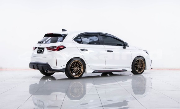 Buy Used Honda City White Car in Bangkok in Bangkok Buy Used Honda City White Car in Bangkok in Bangkok