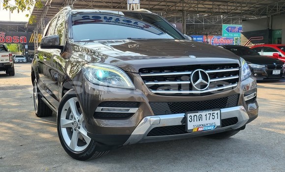 Buy Used Mercedes-Benz M-klasse Brown Car in Bangkok in Bangkok Buy Used Mercedes-Benz M-klasse Brown Car in Bangkok in Bangkok