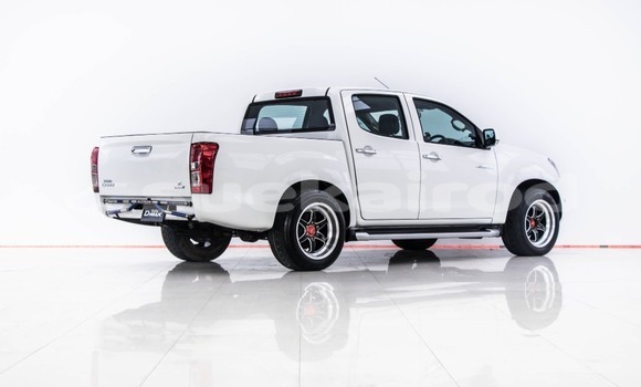 Buy Used Isuzu D-Max White Car in Bangkok in Bangkok Buy Used Isuzu D-Max White Car in Bangkok in Bangkok
