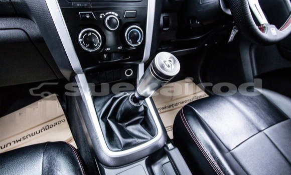 Buy Used Isuzu D-Max White Car in Bangkok in Bangkok Buy Used Isuzu D-Max White Car in Bangkok in Bangkok