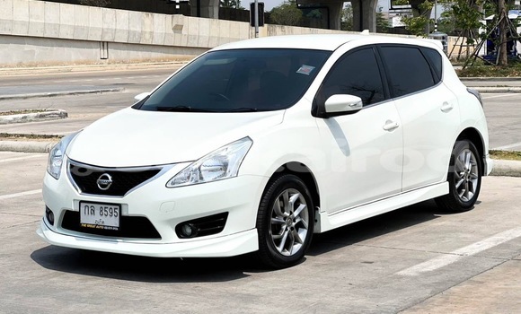 ซื้อ รถมือสอง Nissan Pulsar ขาว รถยนต์ ใน %{เมือง} ใน กรุงเทพมหานคร