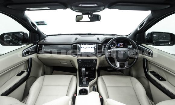 ซื้อ รถมือสอง Ford Everest สีดำ รถยนต์ ใน %{เมือง} ใน กรุงเทพมหานคร ซื้อ รถมือสอง Ford Everest สีดำ รถยนต์ ใน %{เมือง} ใน กรุงเทพมหานคร