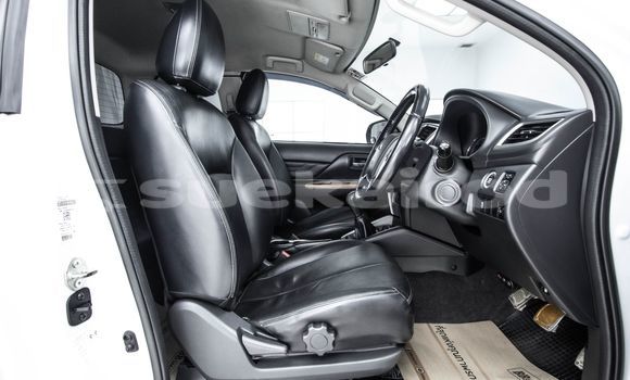 Buy Used Mitsubishi Triton White Car in Bangkok in Bangkok Buy Used Mitsubishi Triton White Car in Bangkok in Bangkok