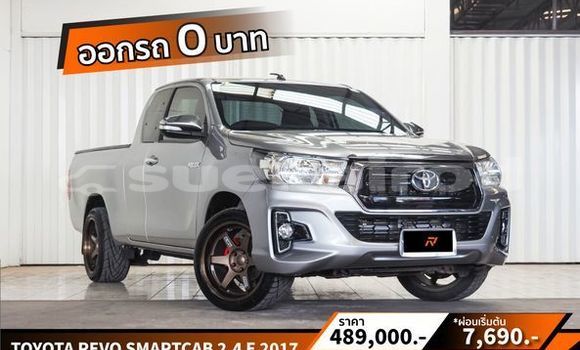 ซื้อ รถมือสอง Toyota Hiluxe Revo เงิน รถยนต์ ใน %{เมือง} ใน กรุงเทพมหานคร